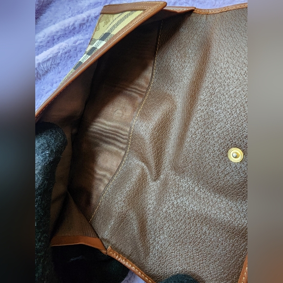 Vintage Burberrys Nova Check Leather Bifold Long Wallet EUC - Picture 14 of 16